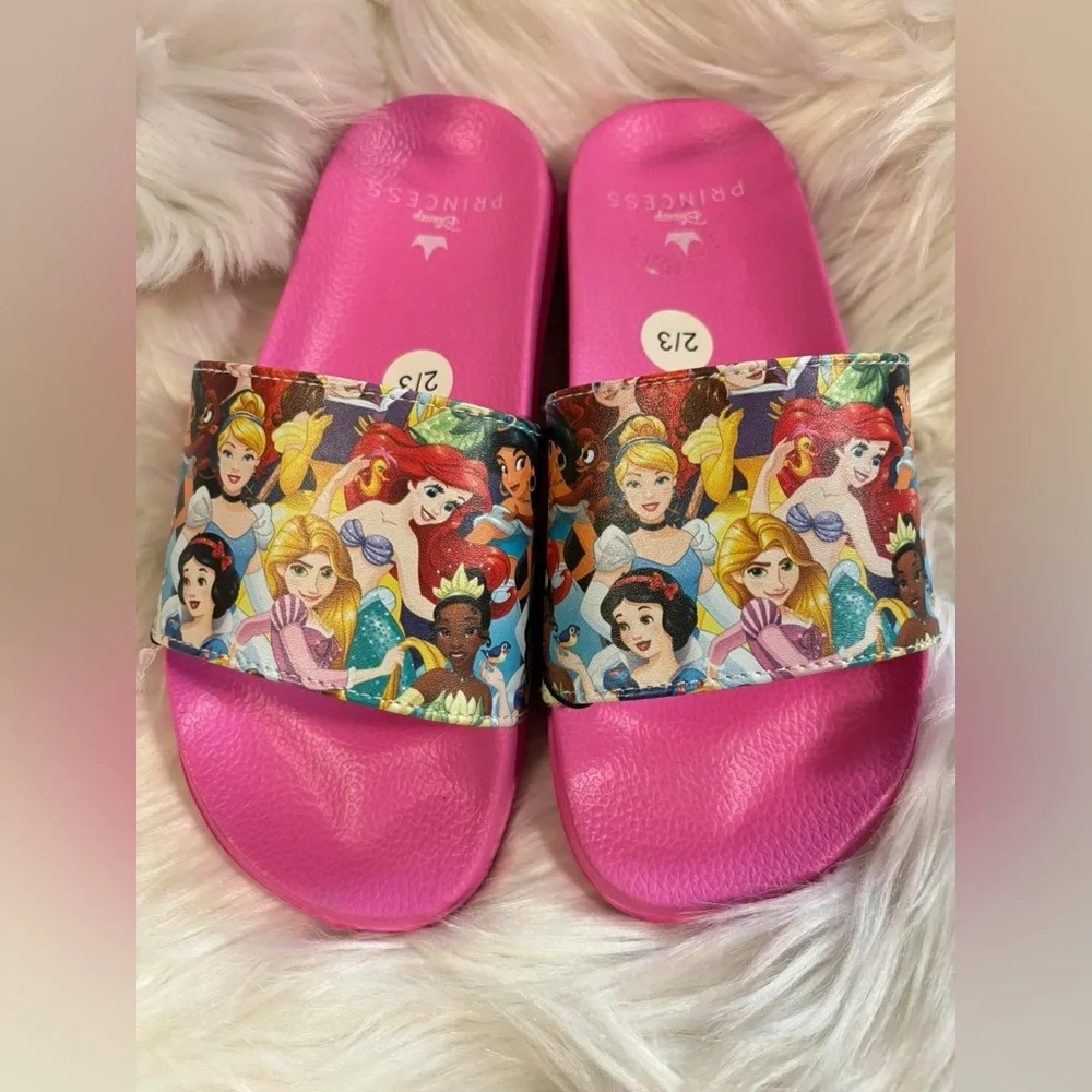 Disney Princess Slides Size 2/3